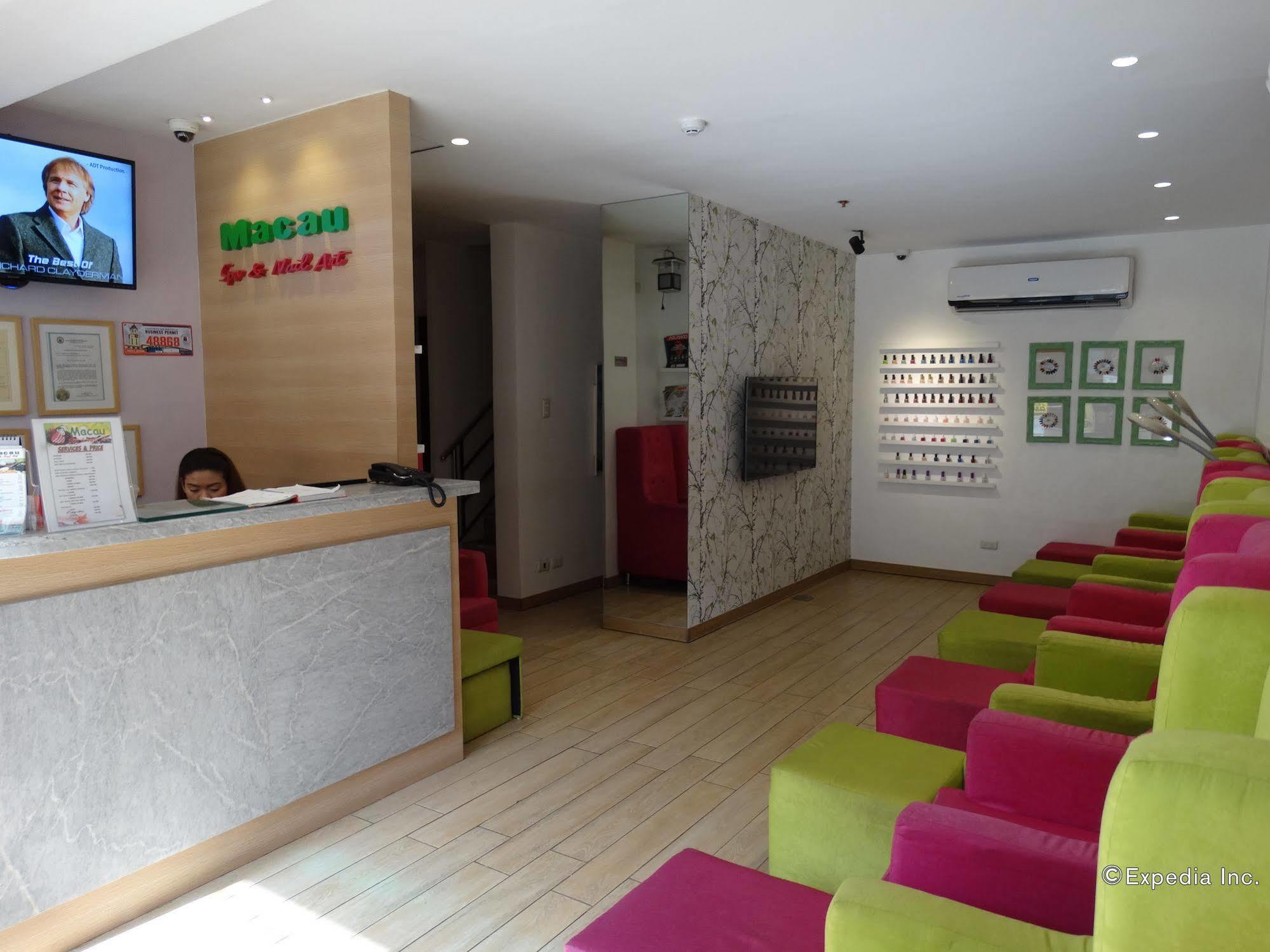 Time Travellers Hotel Манила Экстерьер фото